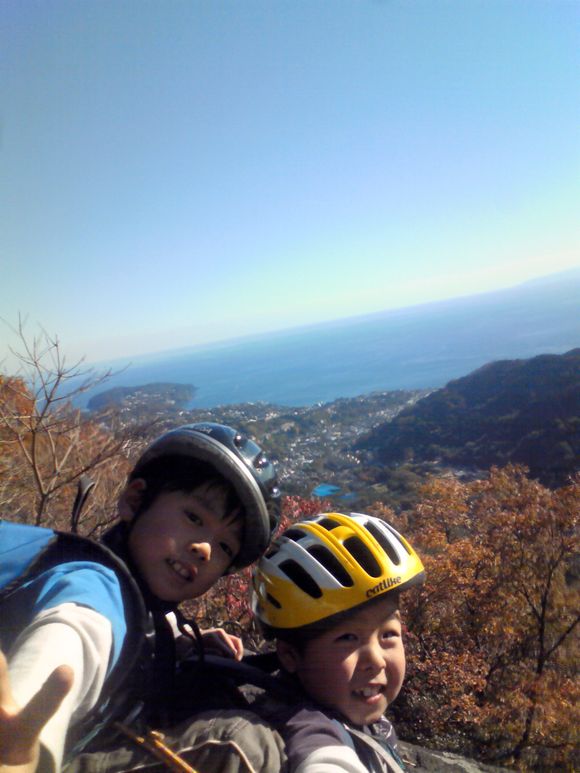 201112111246000.jpg